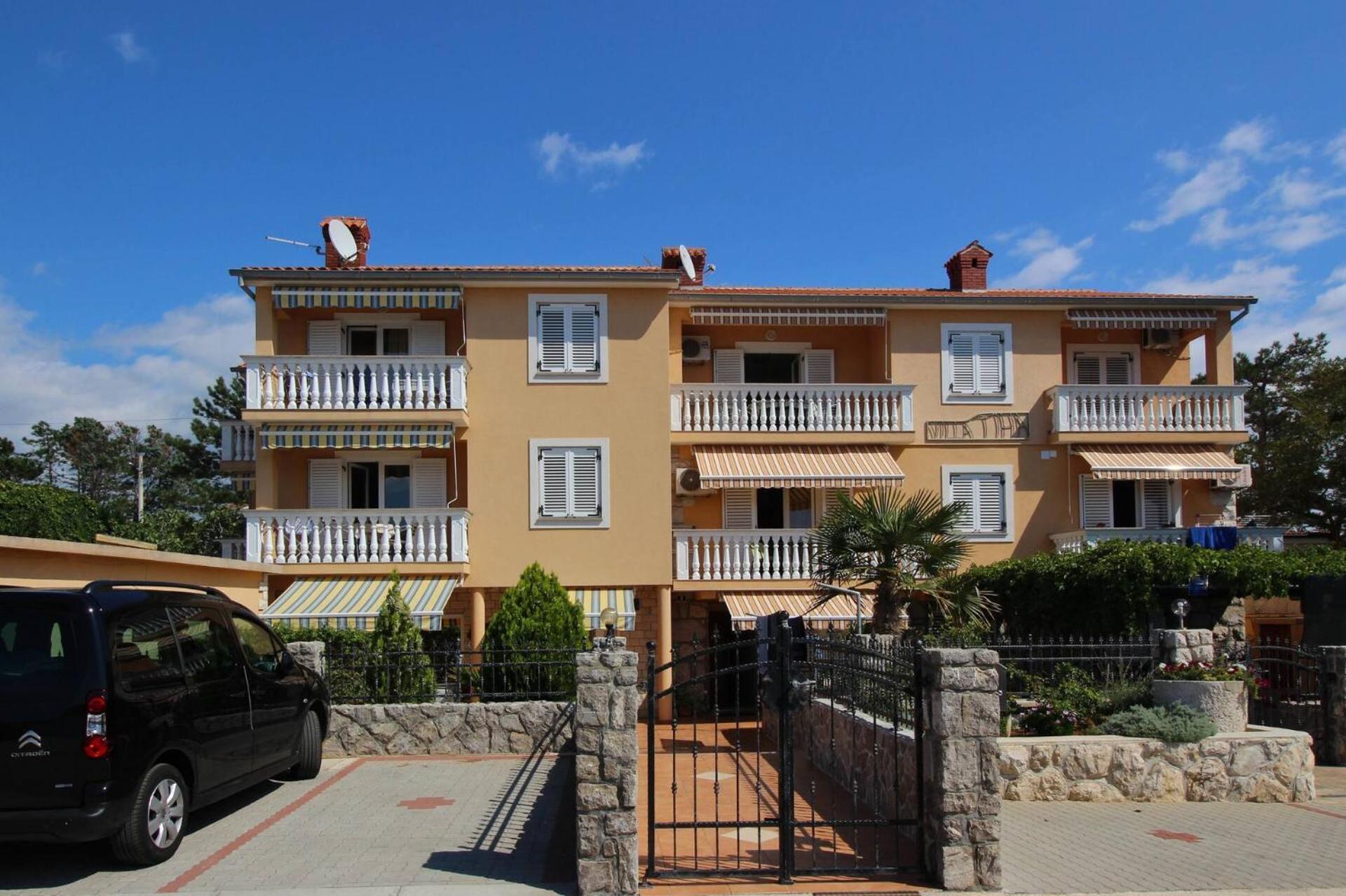 Villa Tiha Lili Silo  Bagian luar foto