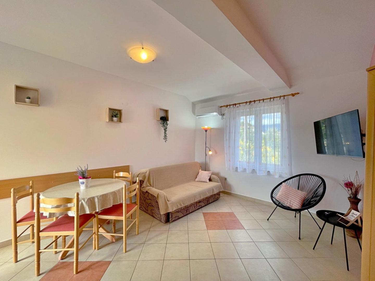 Villa Tiha Lili Silo  Bagian luar foto